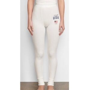 SKIMS ‘Team USA’ Leggings NWT